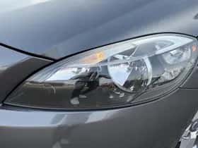 Volvo V40 thumbnail 22