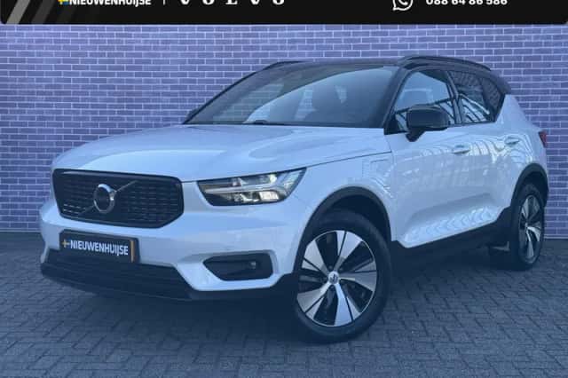 Volvo XC40 (2021) thumbnail 1