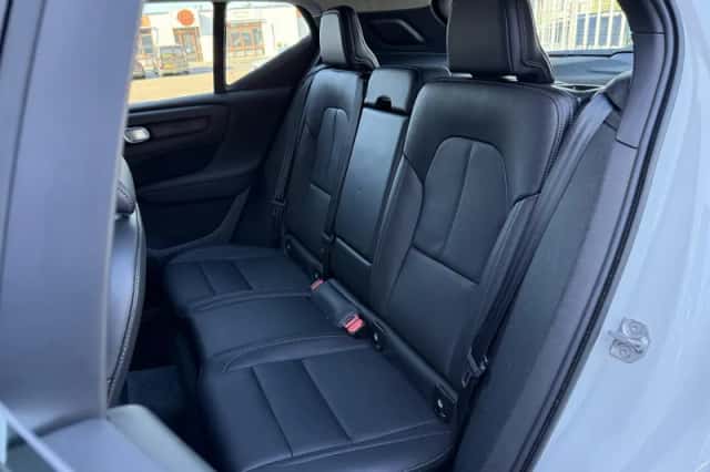 Volvo XC40 (2021) thumbnail 16