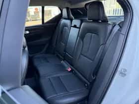 Volvo XC40 thumbnail 16