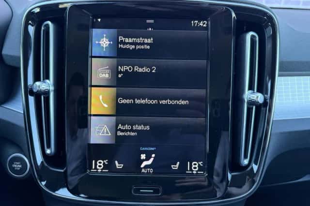Volvo XC40 (2021) thumbnail 18