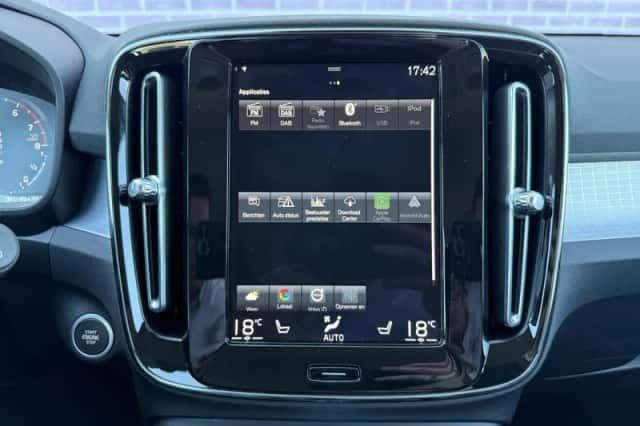 Volvo XC40 (2021) thumbnail 22