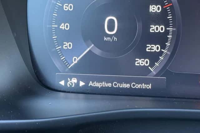 Volvo XC40 (2021) thumbnail 27