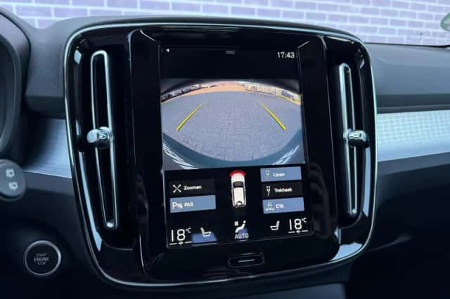 Volvo XC40 (2021) thumbnail 30