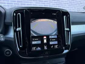 Volvo XC40 thumbnail 30