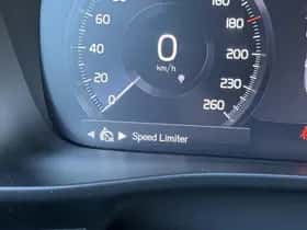 Volvo XC40 thumbnail 32