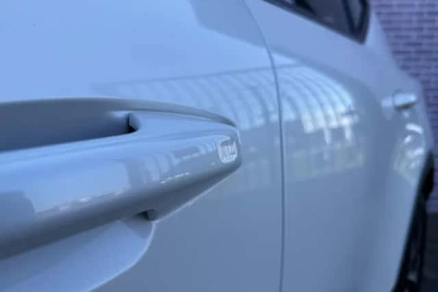 Volvo XC40 (2021) thumbnail 8