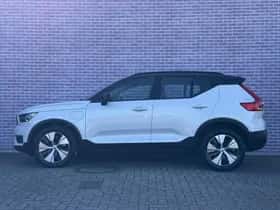 Volvo XC40 thumbnail 10