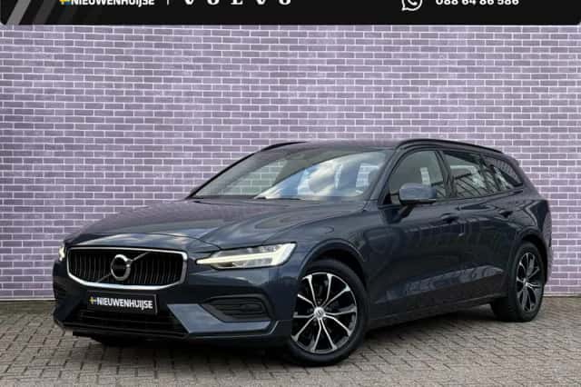 Volvo V60 (2022) thumbnail 1