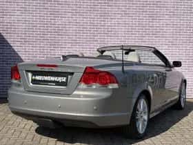 Volvo C70 thumbnail 3