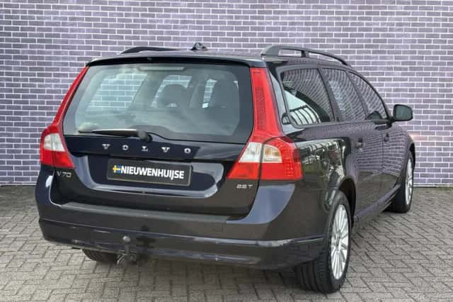 Volvo V70 (2008) thumbnail 3