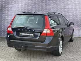 Volvo V70 thumbnail 3
