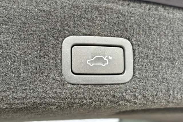 Volvo V70 (2008) thumbnail 10