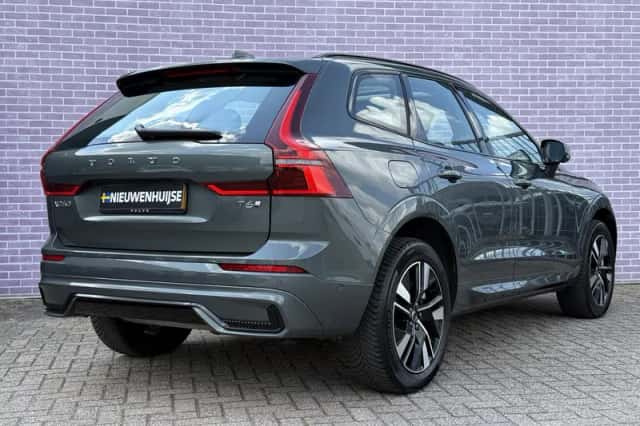Volvo XC60 (2025) thumbnail 3
