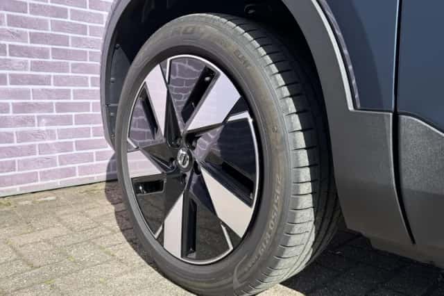 Volvo EX40 (2026) thumbnail 18