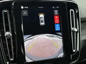 Volvo EX40 thumbnail 32