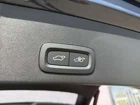Volvo EX40 thumbnail 10
