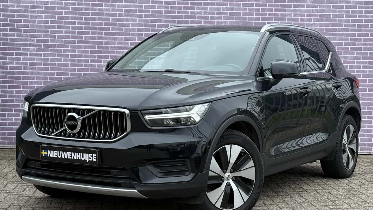Volvo XC40 — foto 1