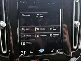 Volvo XC40 thumbnail 14
