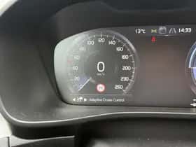 Volvo XC40 thumbnail 17