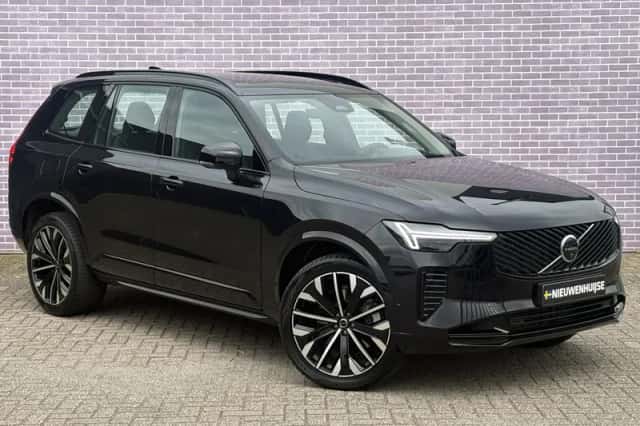 Volvo XC90 (2025) thumbnail 3
