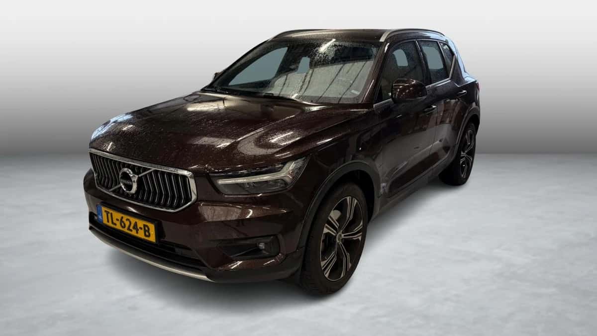 Volvo XC40 — foto 1