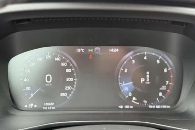 Volvo XC40 (2018) thumbnail 11