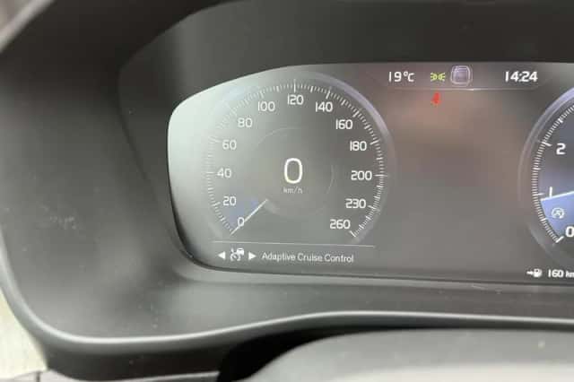Volvo XC40 (2018) thumbnail 27