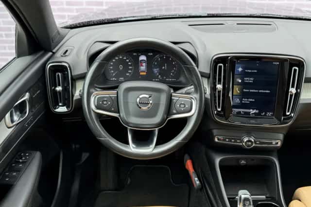 Volvo XC40 (2018) thumbnail 28