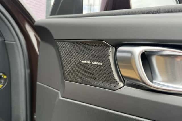 Volvo XC40 (2018) thumbnail 32