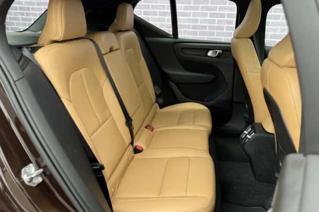 Volvo XC40 (2018) thumbnail 6
