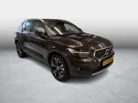 Volvo XC40 thumbnail 6