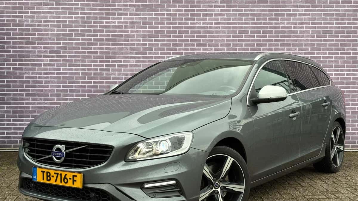 Volvo V60 — foto 1