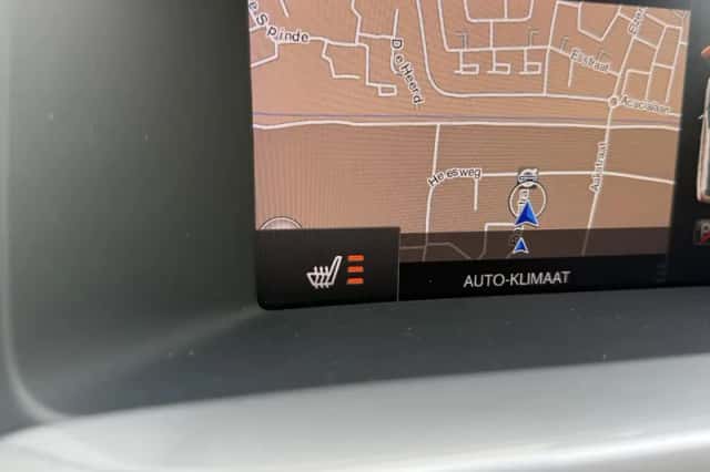 Volvo V60 (2018) thumbnail 18