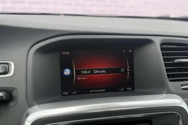 Volvo V60 (2018) thumbnail 31