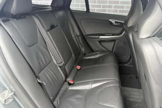 Volvo V60 (2018) thumbnail 6