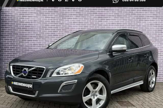 Volvo XC60 (2012) thumbnail 1