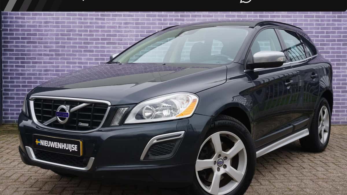 Volvo XC60 — foto 1