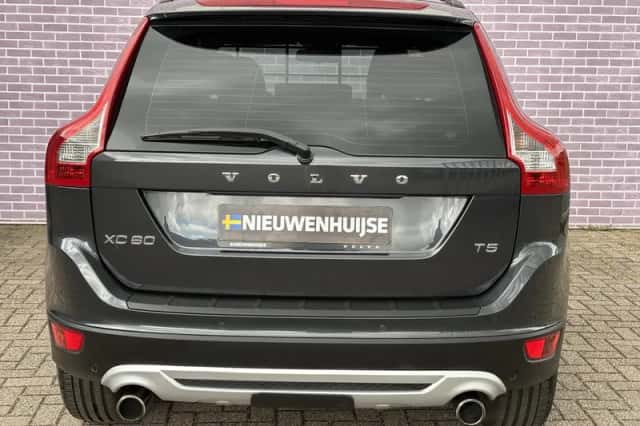 Volvo XC60 (2012) thumbnail 18