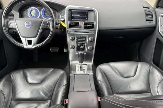 Volvo XC60 (2012) thumbnail 20