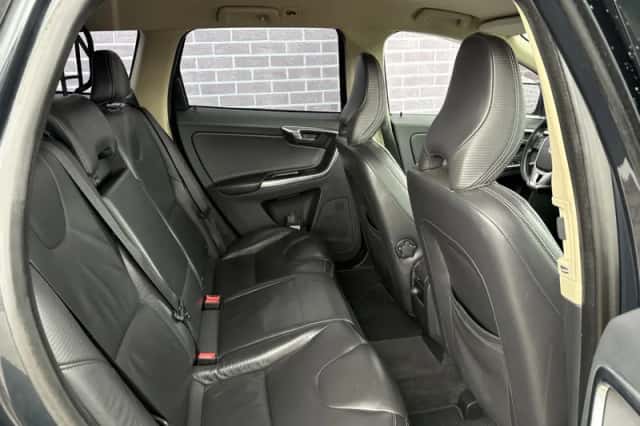 Volvo XC60 (2012) thumbnail 23