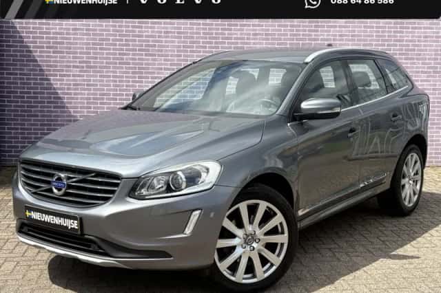Volvo XC60 (2016) thumbnail 1