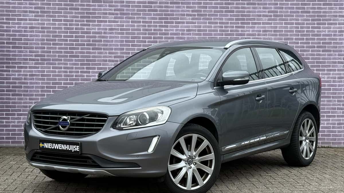 Volvo XC60 — foto 1