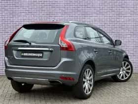 Volvo XC60 thumbnail 2