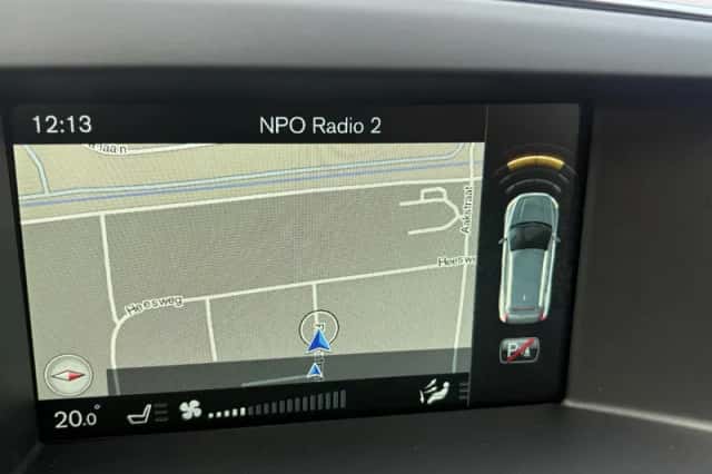 Volvo XC60 (2016) thumbnail 20