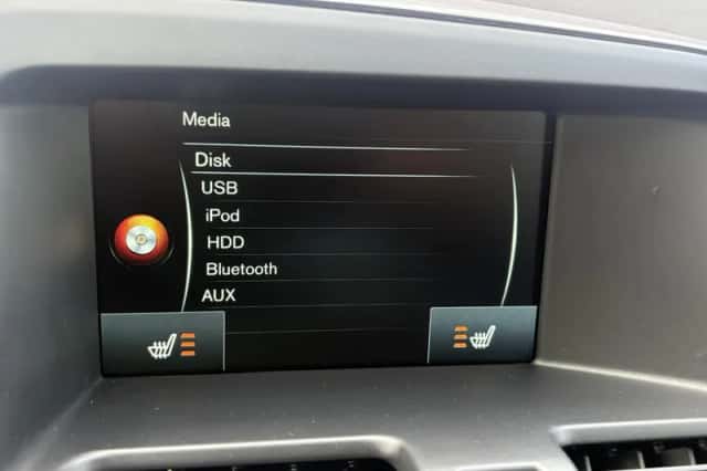Volvo XC60 (2016) thumbnail 25