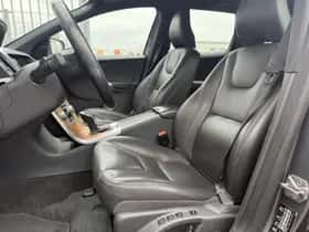 Volvo XC60 thumbnail 5