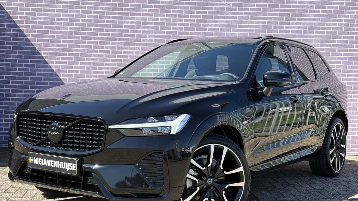 Volvo XC60 — foto 1