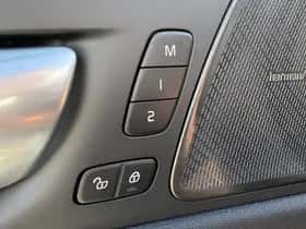 Volvo XC60 thumbnail 17