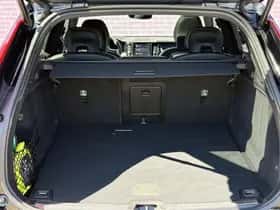Volvo XC60 thumbnail 30